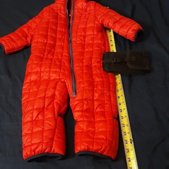 DKNY TODDLER ALL IN ONE PUFF SNOW SUIT - Picture 3 of 6